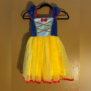 Snow White Costume Dress SZ 5/6